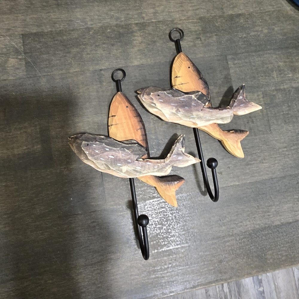 2 Wooden Fish Wall Hooks